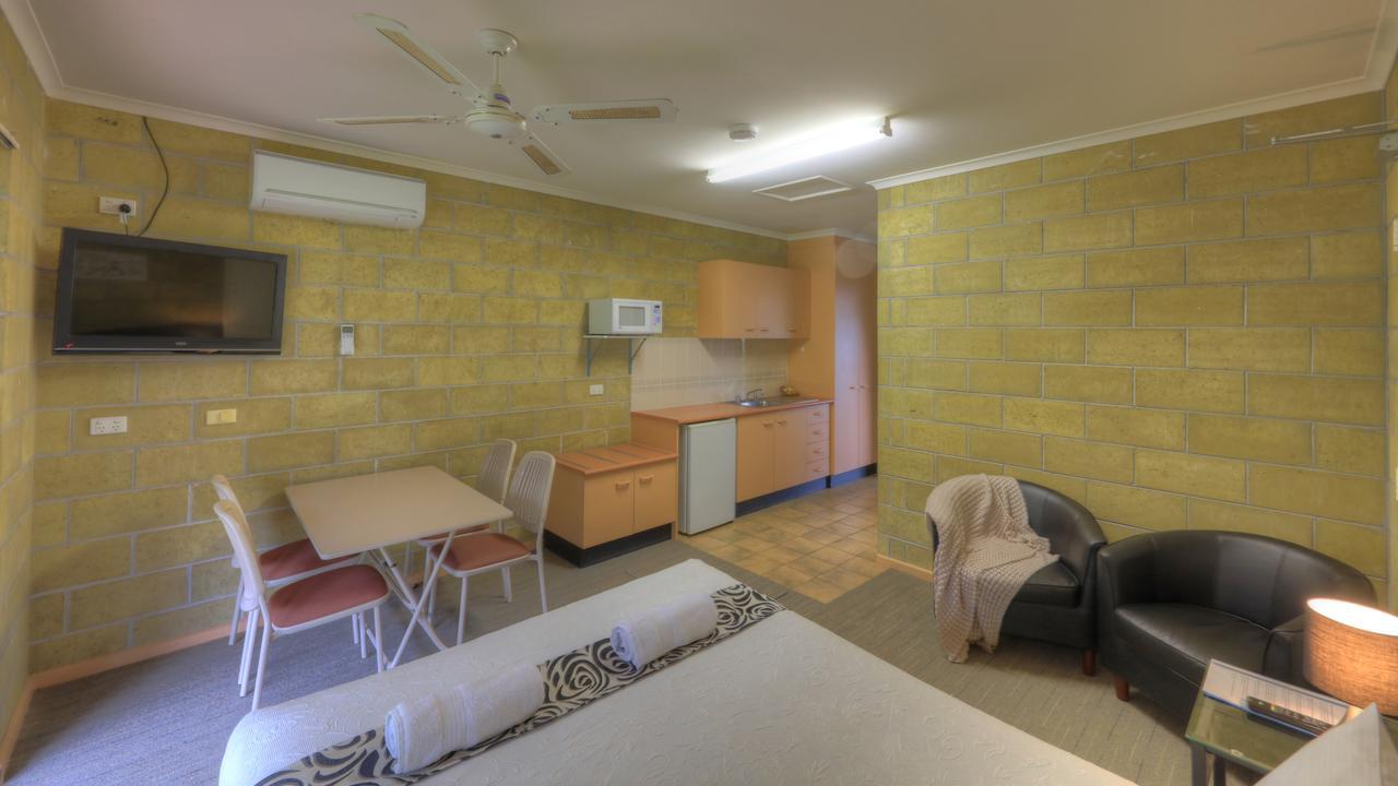 Yarra Holiday Park Stuarts Point Экстерьер фото